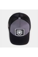 aslan logolu siyah-gri trucker sapka