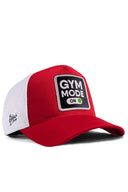 gym mode on logolu krmz-beyaz trucker sapka