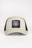 kaplan logolu bej-siyah trucker sapka