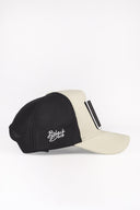 kaplan logolu bej-siyah trucker sapka