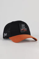 see you later never logolu kiremit-siyah trucker sapka
