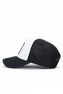 siyah-beyaz trucker sapka